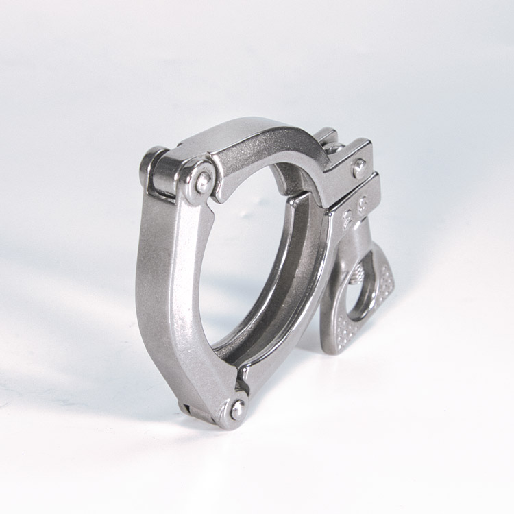 Three section clamp