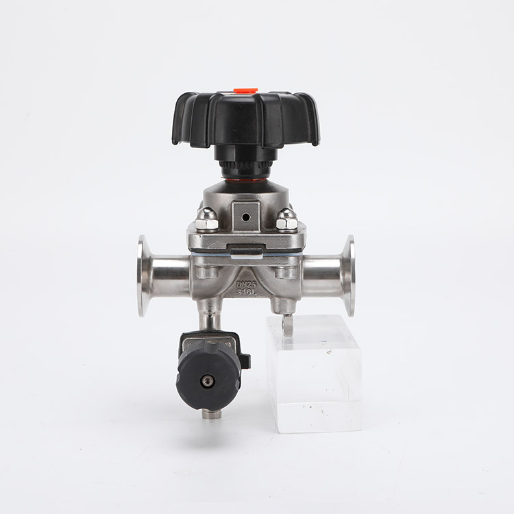 Aseptic diaphragm valve with single sampling valve