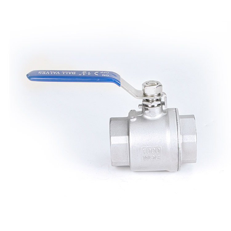 Internal thread straight through ball valve